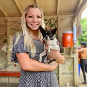 Meet your Posher, Carly